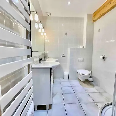 Le Murmure Du Ruisseau, Beau Chalet Avec Terrasse *