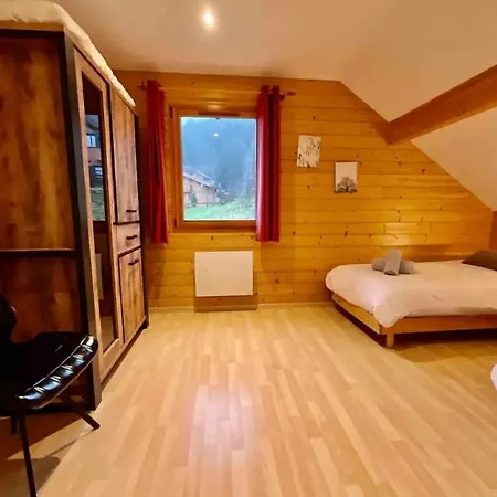 Le Murmure Du Ruisseau, Beau Chalet Avec Terrasse Alpstuga