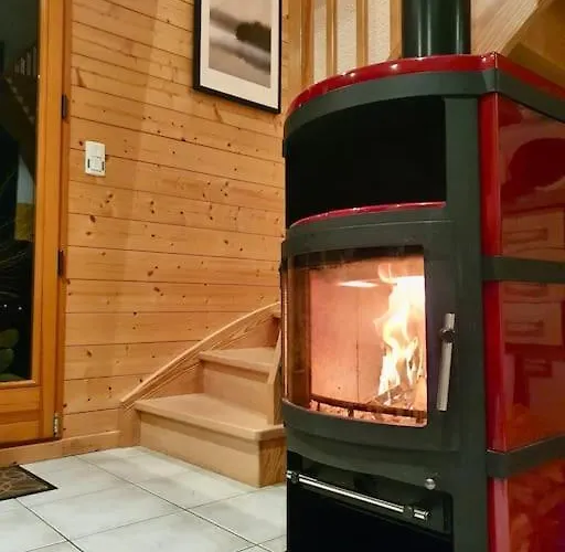 Chalet Le Murmure Du Ruisseau, Beau Chalet Avec Terrasse *